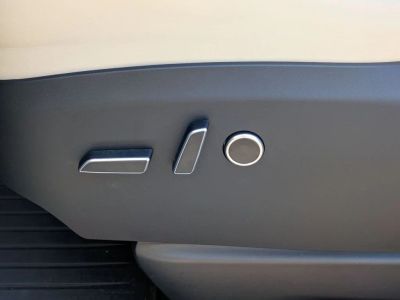 2024 Tesla Model X — photo 13 view
