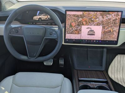2024 Tesla Model X — photo 29 view