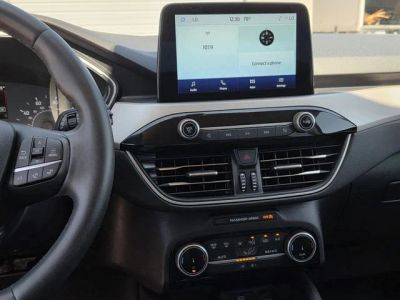 2022 Ford Escape - Photo 9