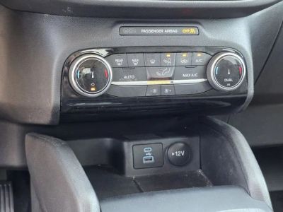 2022 Ford Escape - Photo 18