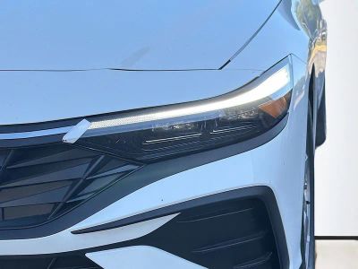 2026 Hyundai ELANTRA — photo 9 view