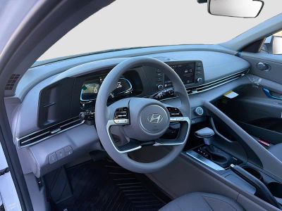 2026 Hyundai ELANTRA — photo 19 view