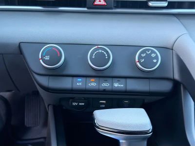 2026 Hyundai ELANTRA — photo 24 view