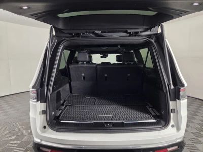 2024 Jeep Grand Wagoneer L — photo 28 view