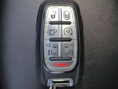 2026 Chrysler Pacifica — photo 30 view
