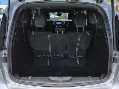 2026 Chrysler Pacifica — photo 13 view