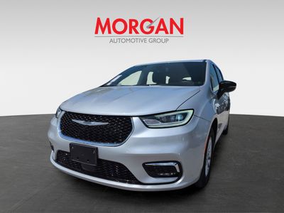 2026 Chrysler Pacifica — photo 9 view