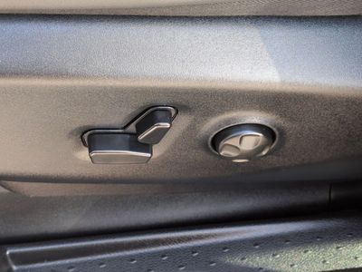 2026 Chrysler Pacifica — photo 20 view