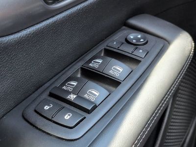 2026 Chrysler Pacifica — photo 24 view