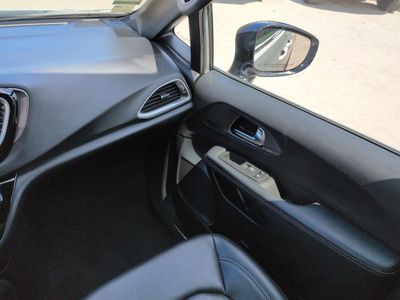 2026 Chrysler Pacifica — photo 17 view