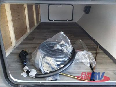 2025 Dutchmen RV Aspen Trail LE - Photo 5