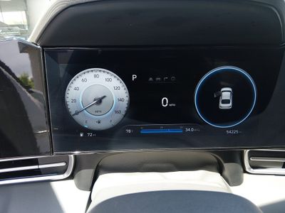 2025 Hyundai Elantra - Photo 14