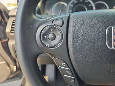2015 Honda Accord — photo 23 view