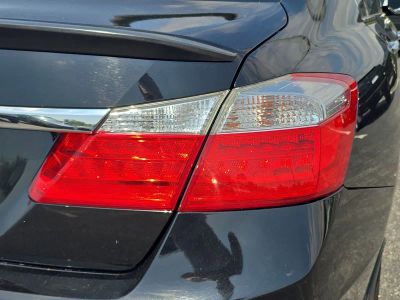 2015 Honda Accord — photo 8 view