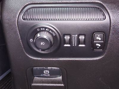 2024 Jeep Wagoneer — photo 13 view
