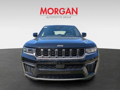 2026 Jeep Grand Cherokee — photo 8 view