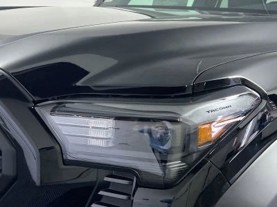 2026 Toyota Tacoma 4WD — photo 9 view