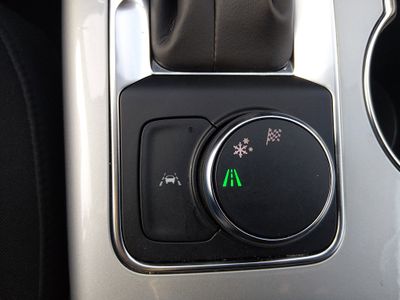 2025 Chevrolet Blazer — photo 16 view