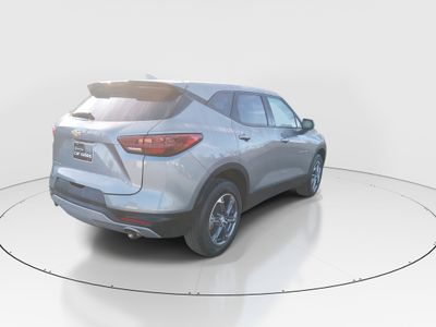 2025 Chevrolet Blazer — photo 7 view