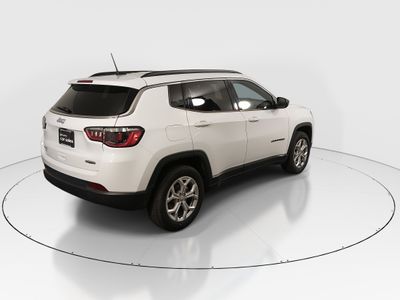 2024 Jeep Compass - Photo 7