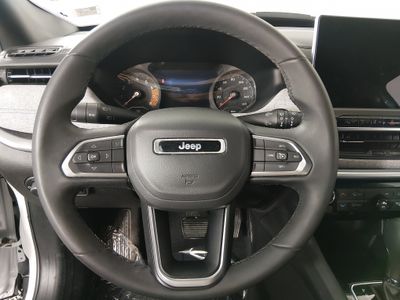2024 Jeep Compass - Photo 12