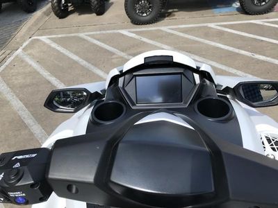 2025 Yamaha VX1900B-BB - Photo 12