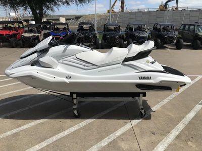 2025 Yamaha VX1900B-BB - Photo 9