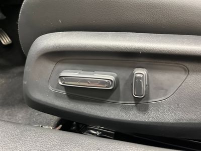 2026 Honda Civic Sedan Hybrid - Photo 13