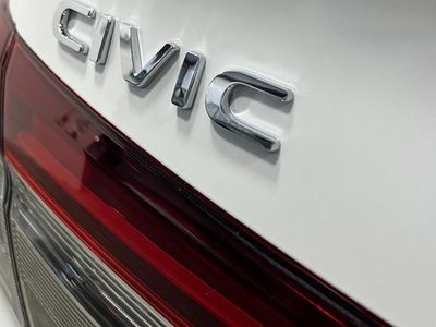2026 Honda Civic Sedan Hybrid - Photo 9