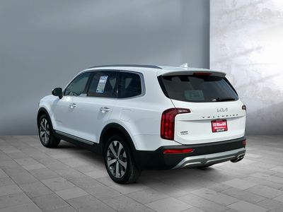 2022 Kia Telluride — interior view