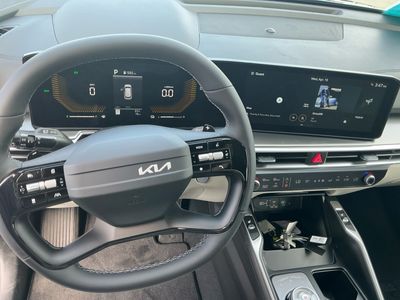2026 Kia Sorento Hybrid — photo 15 view