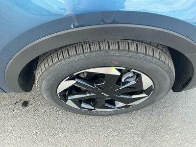 2026 Kia Sorento Hybrid — photo 22 view