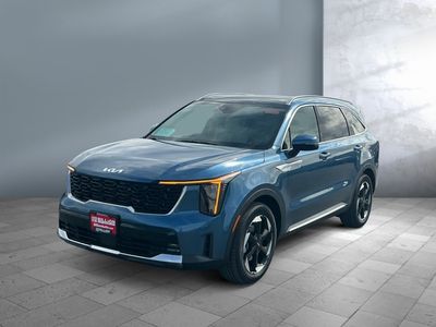 2026 Kia Sorento Hybrid — front three-quarter view