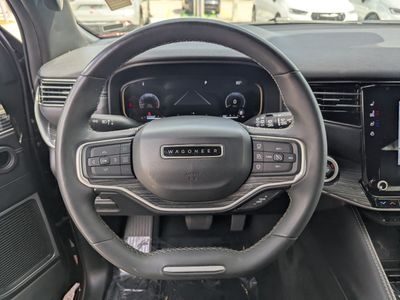 2022 Jeep Wagoneer - Photo 28