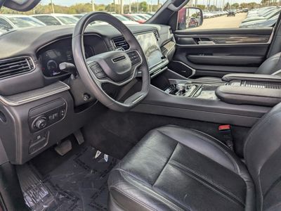 2022 Jeep Wagoneer - Photo 25