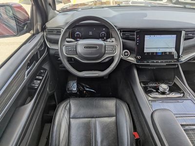 2022 Jeep Wagoneer - Photo 22