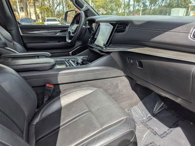 2022 Jeep Wagoneer - Photo 9
