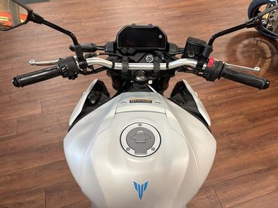 2025 Yamaha MT-03 - Photo 14