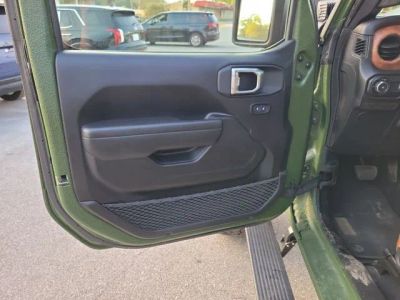 2025 Jeep Wrangler — photo 10 view