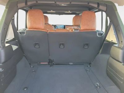 2025 Jeep Wrangler — photo 9 view