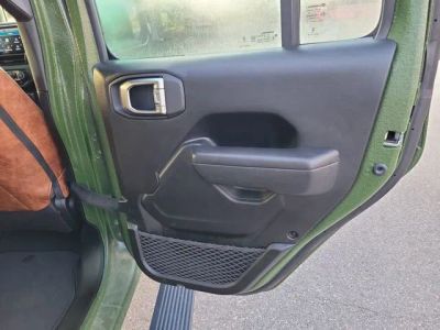 2025 Jeep Wrangler — photo 33 view