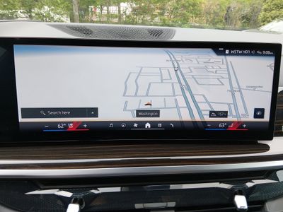 2025 BMW X5 - Photo 18