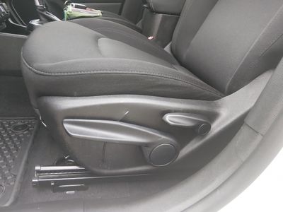 2023 Jeep Renegade - Photo 13