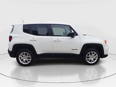 2023 Jeep Renegade - Photo 8