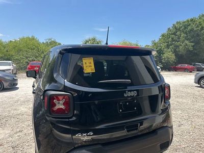 2023 Jeep Renegade - Photo 26