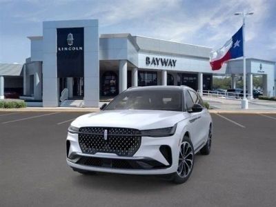 2026 Lincoln Nautilus — side profile view