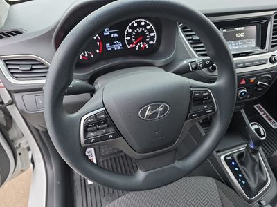2018 Hyundai Accent - Photo 11