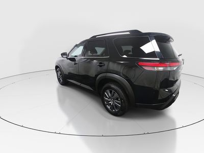 2025 Nissan Pathfinder — detail view