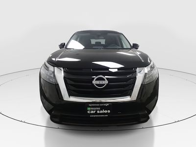 2025 Nissan Pathfinder — side profile view