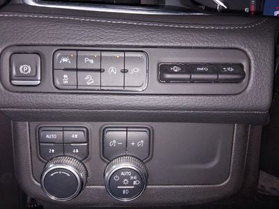 2021 GMC Yukon - Photo 13